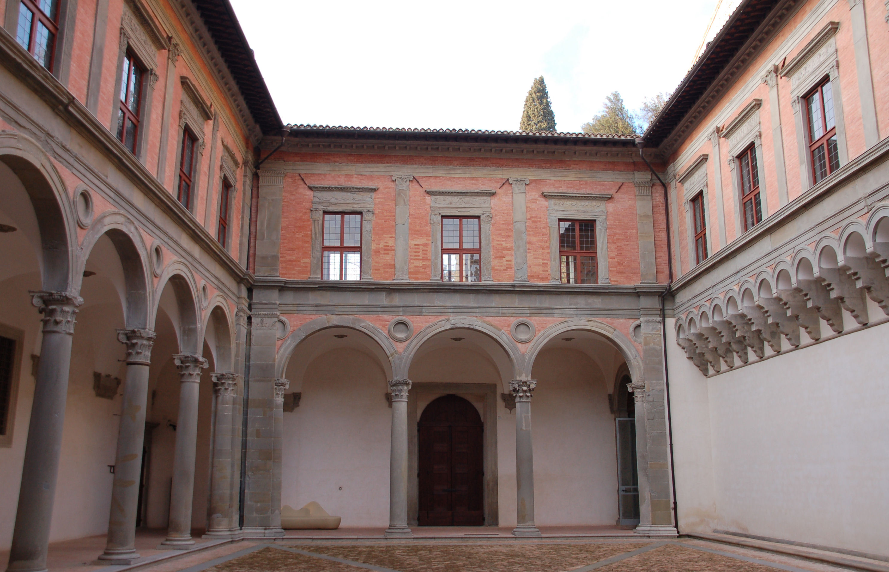 Palazzo Ducale di Gubbio. Il Cortile