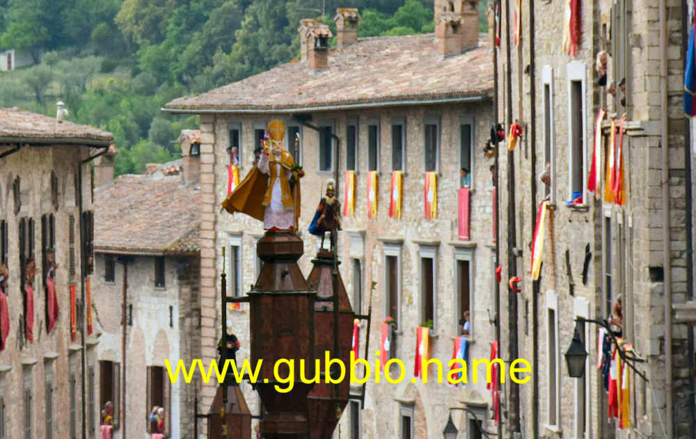 La Corsa in Via dei Consoli